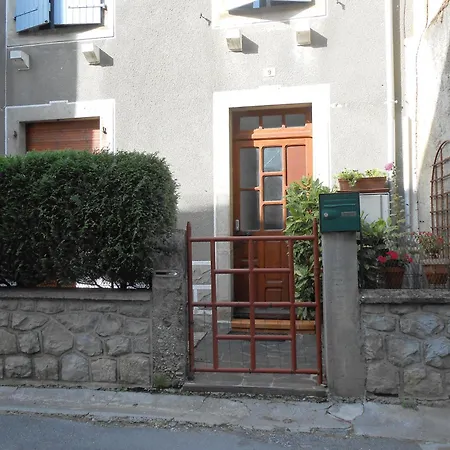 8 Places 9 Rue De Soupon Apartment